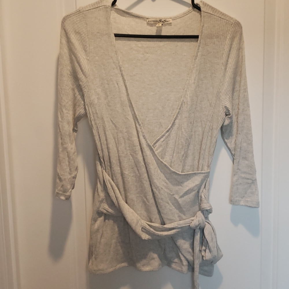 Express Sweater - Picture 2 of 4